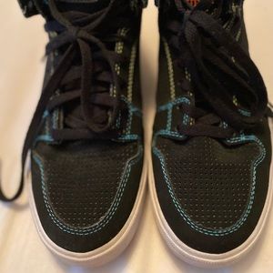 Supra Vaider Men’s High Top Skate Shoes